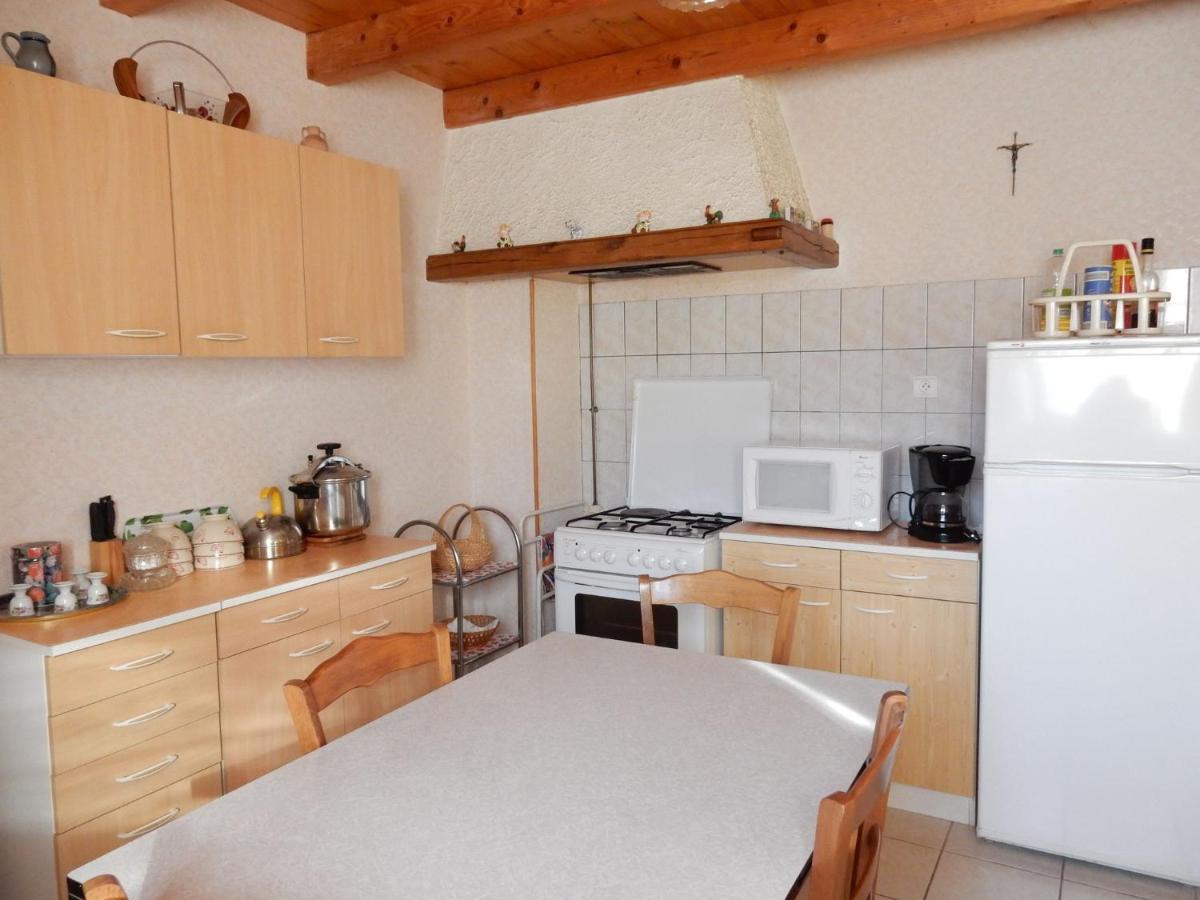 Spacious Holiday Home Near The Forest Esmoulieres Camera foto